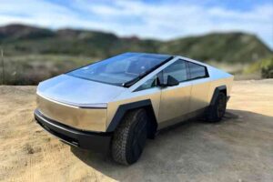 Tesla perde mais um líder e enfrenta onda de saídas Capa Postagem Site IP Legal