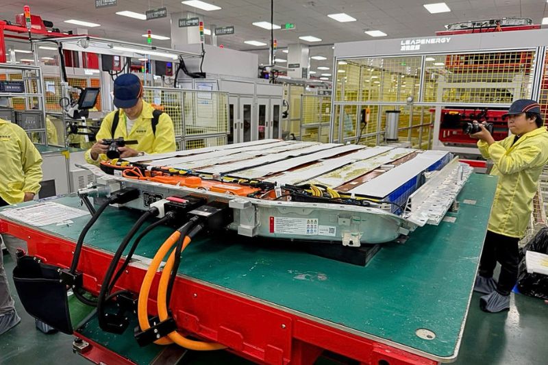 Bateria de Fusão de Alta e Baixa Tensão Célula para Chassi (CTC) versão três, Leapmotor